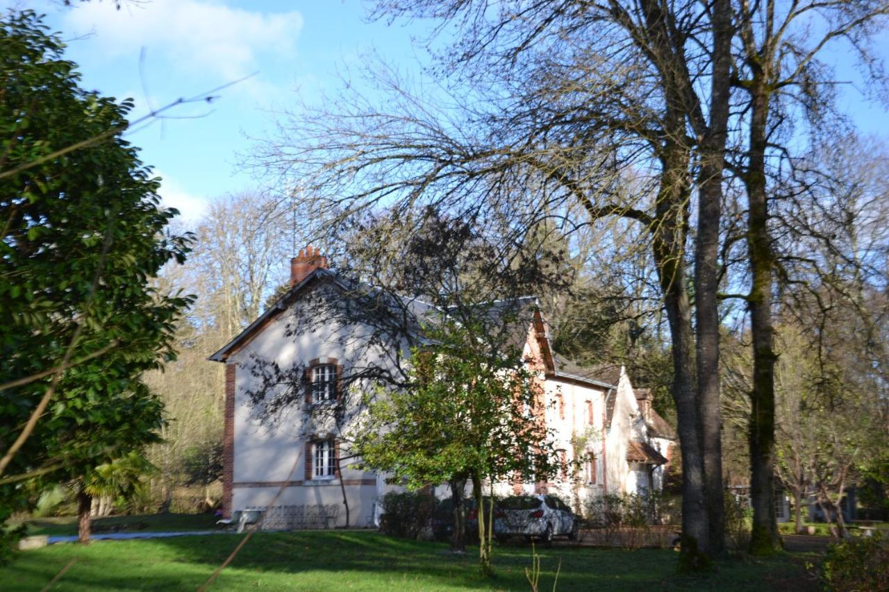 Le Moulin Et L'Olivier Three Bedroom Suite Chambon-sur-Cisse Exterior photo
